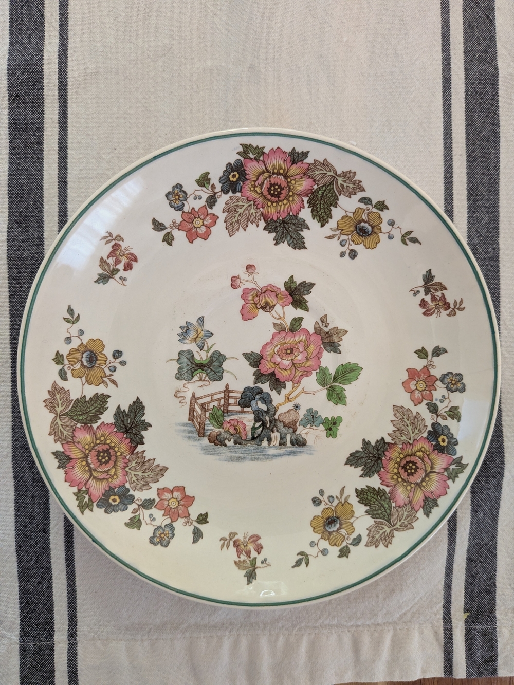 Wedgwood Eastern Flowers Plate TKD 426 English Bone China Vintage